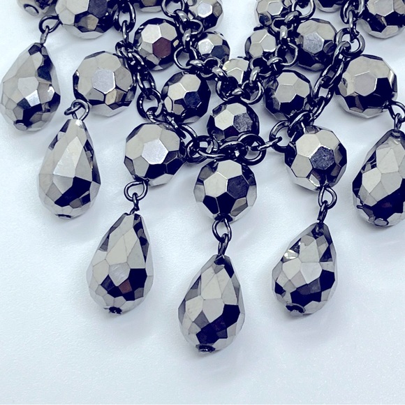 NWOT 18’ Silver Tone Faceted Glass Chunky Bead Statement Necklace Smokey Chain - Picture 4 of 11